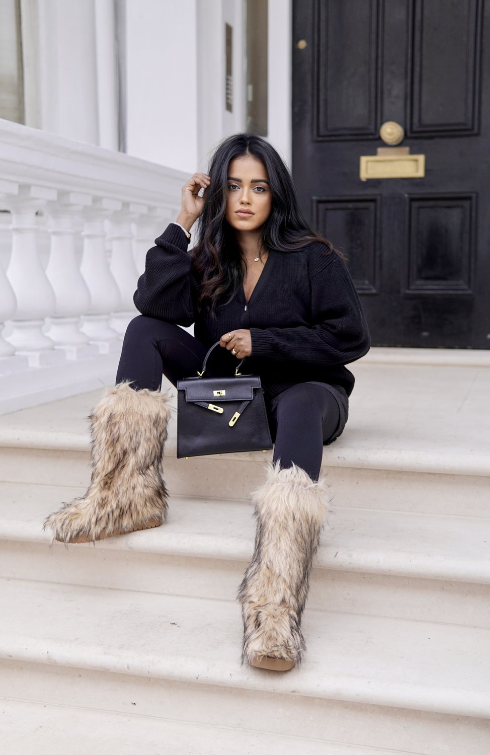 Your Winter Accessories Guide for 2022 - Sachini 