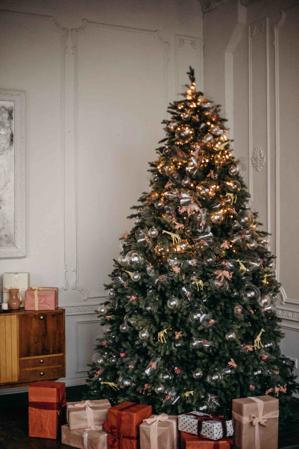 Picture of Christmas tree with presents underneath